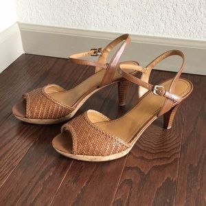 Bandolino Woven Platform Heel